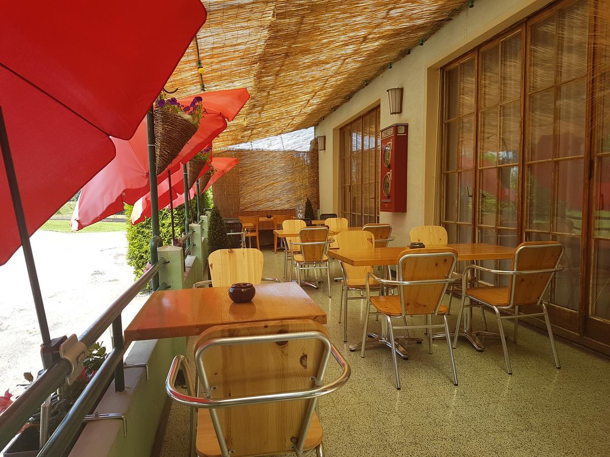 Hotel De La Gare, Vendlincourt Εξωτερικό φωτογραφία
